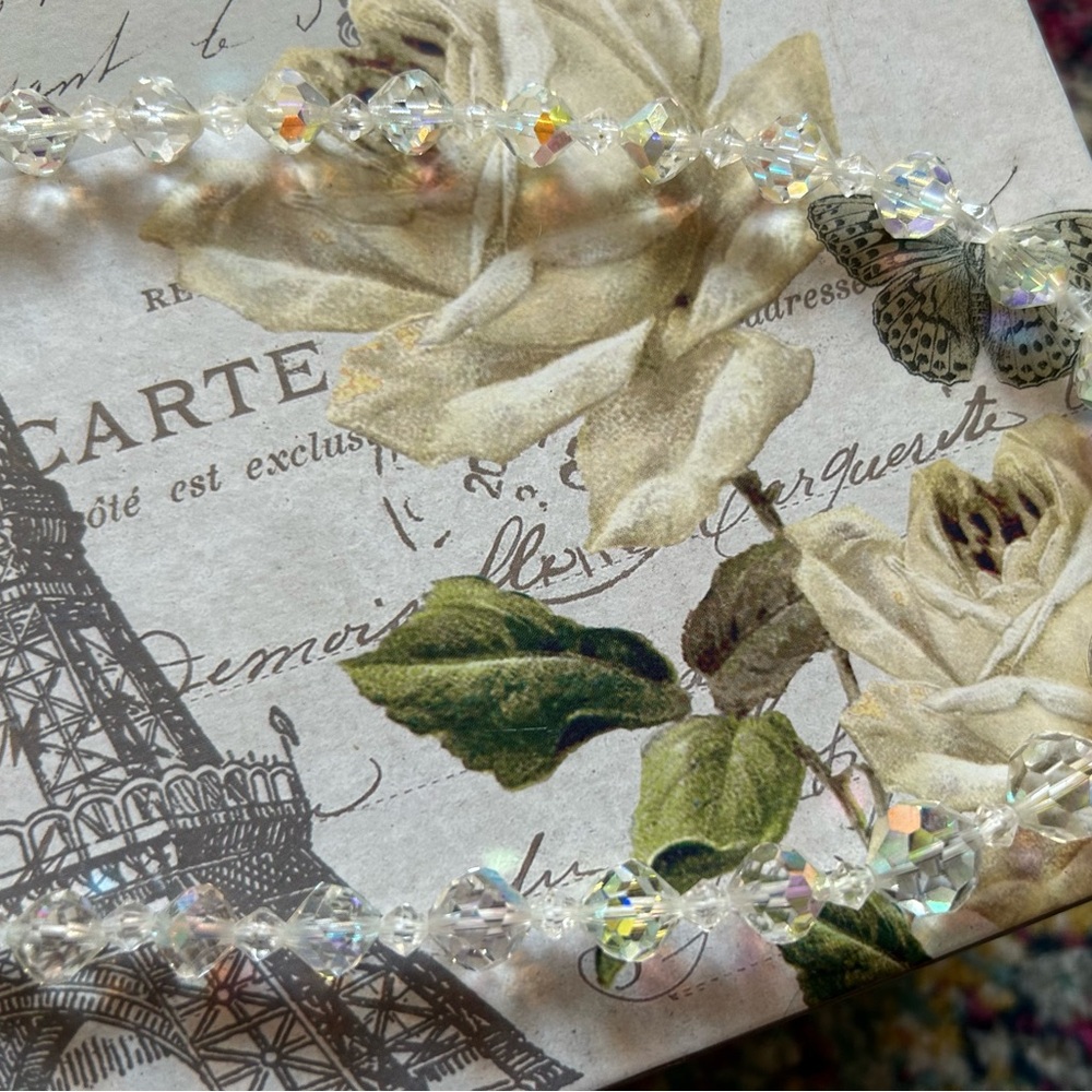 GORGEOUS OLD VINTAGE Elegant AB Glass Crystal Beaded Necklace